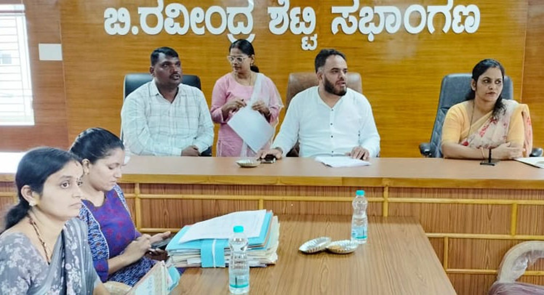 ತೀರ್ಥಹಳ್ಳಿ ಪಟ್ಟಣ ಪಂಚಾಯಿತಿ ಸಾಮಾನ್ಯ ಸಭೆ ಗುರುವಾರ ನಡೆಯಿತು.