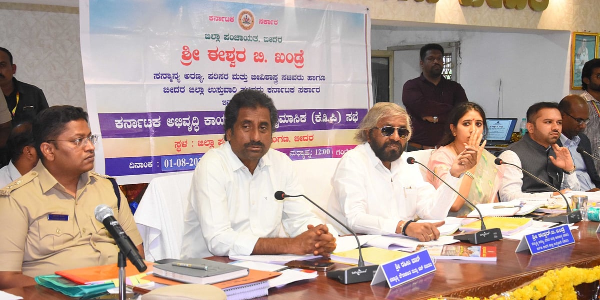 ಮಾನವ ಕಳ್ಳಸಾಗಣೆ, ಮಾದಕ ದ್ರವ್ಯ ಜಾಲದ ಮೇಲಿರಲಿ ನಿಗಾ: ಸಚಿವ ಈಶ್ವರ ಖಂಡ್ರೆ ಸೂಚನೆ