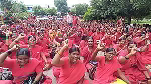 ಅಂಗನವಾಡಿ ಕಾರ್ಯಕರ್ತೆಯರ ಗೌರವಧನ ಹೆಚ್ಚಿಸುವ ಪ್ರಸ್ತಾಪವಿಲ್ಲ: ಸಾವಿತ್ರಿ ಠಾಕೂರ್‌