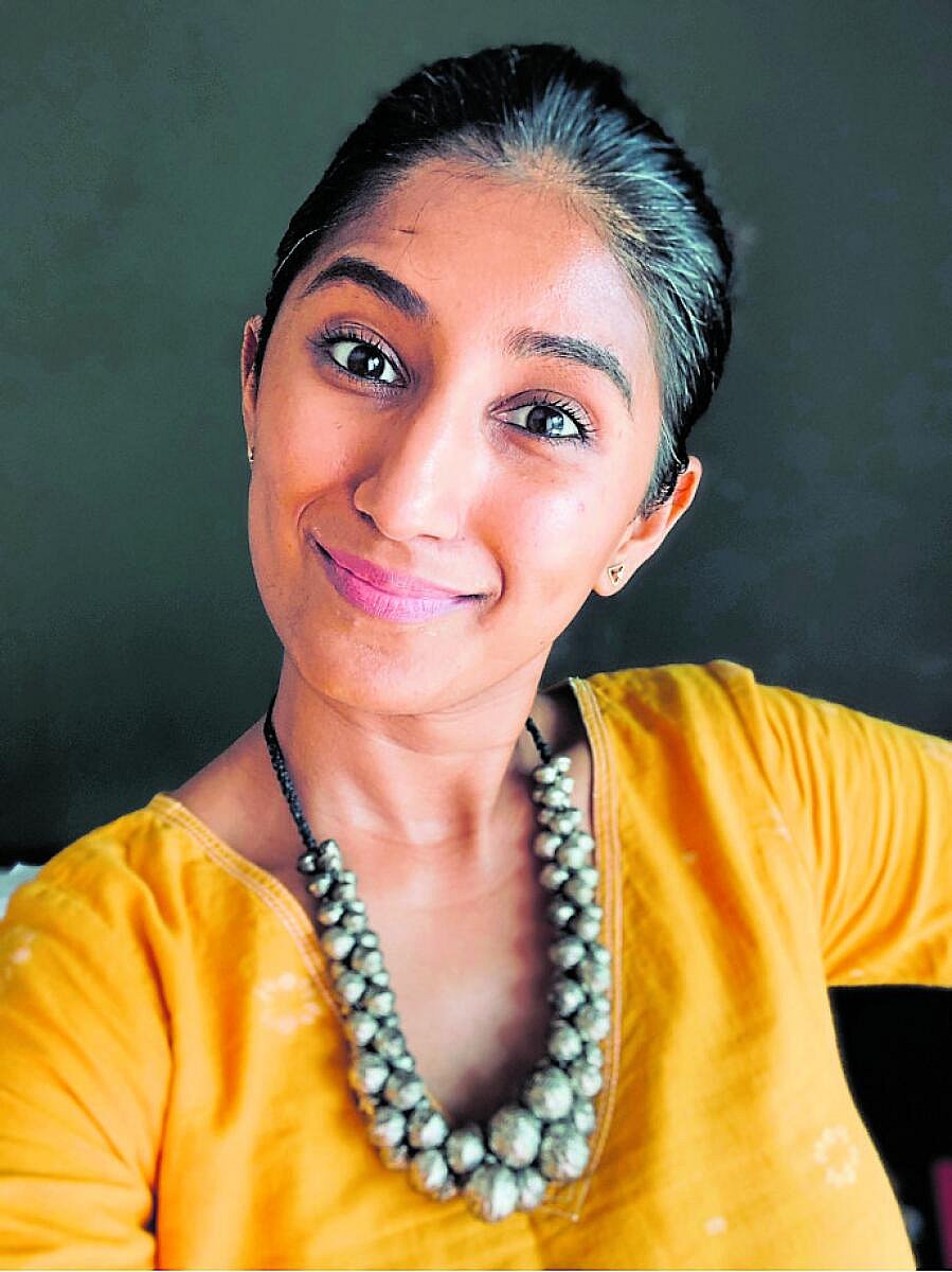 ‘ಸೋ ಮಿನಿ ಥಿಂಗ್ಸ್’ ಸ್ಟ್ಯಾಂಡ್–ಅಪ್ ಕಾಮಿಡಿ: ಶ್ರದ್ಧಾ ಹಾಸ್ಯವಲ್ಲರಿ