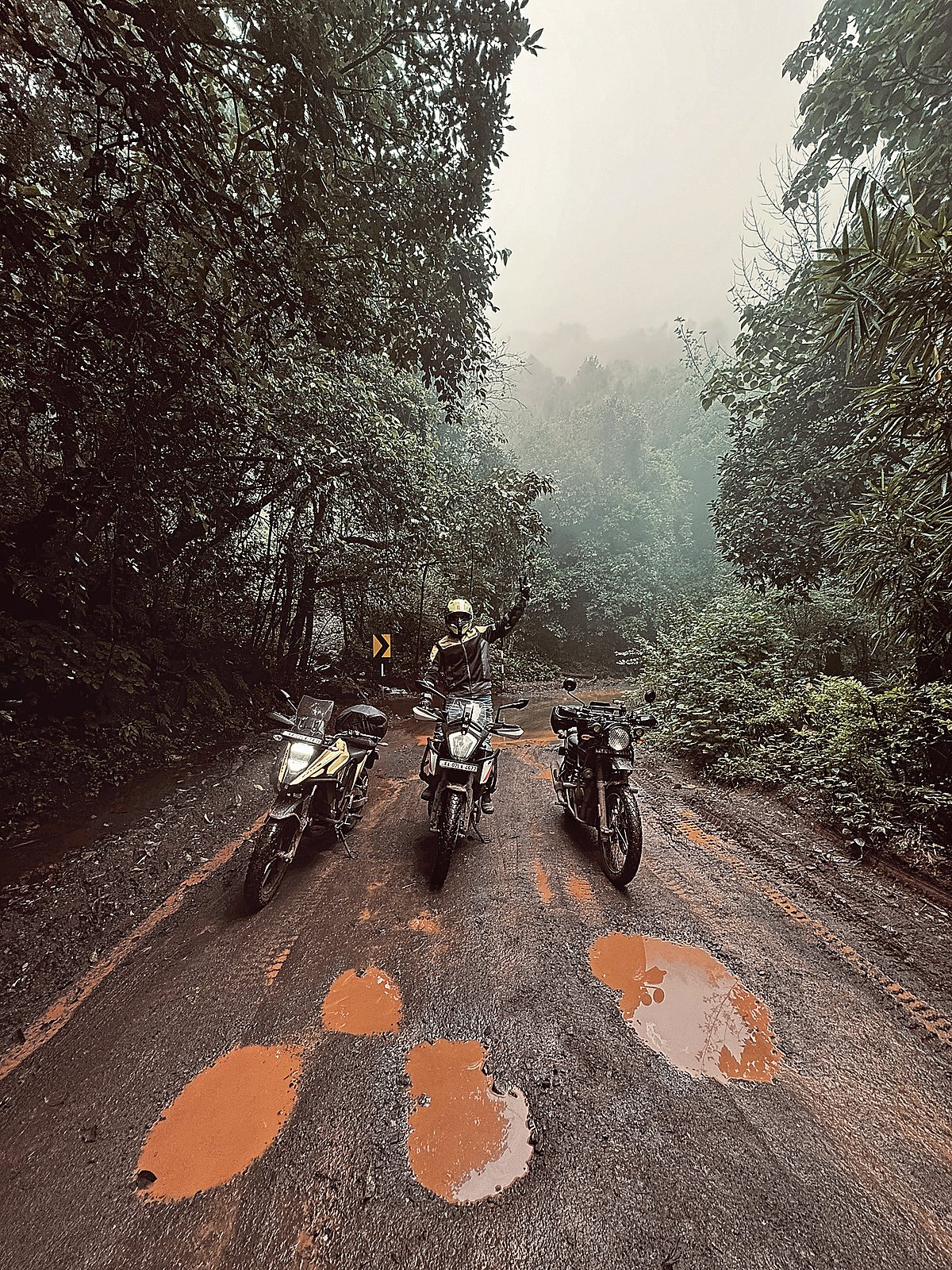 Monsoon Bike Ride: ಮುಂಗಾರಿನ ಆಮಂತ್ರಣ, ಬೈಕ್ ಚಾರಣ