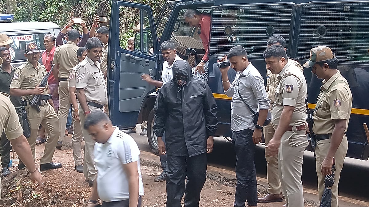 ಧರ್ಮಸ್ಥಳ ಪ್ರಕರಣ: ಕಾಡಿನಲ್ಲಿ ಏಳನೇ ದಿನದ‌ ಶೋಧ ಆರಂಭ