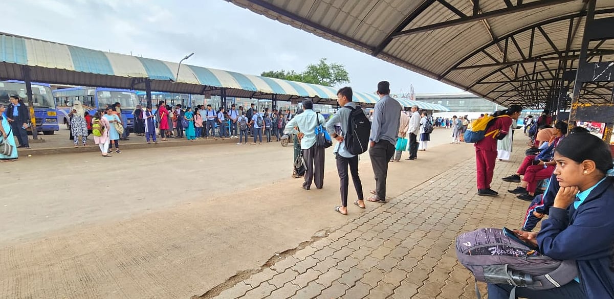 KSRTC Strike | ಬೆಳಗಾವಿ: ಬೆಳಿಗ್ಗೆ ಪರದಾಟ, ಮಧ್ಯಾಹ್ನ ನಿರಾಳ