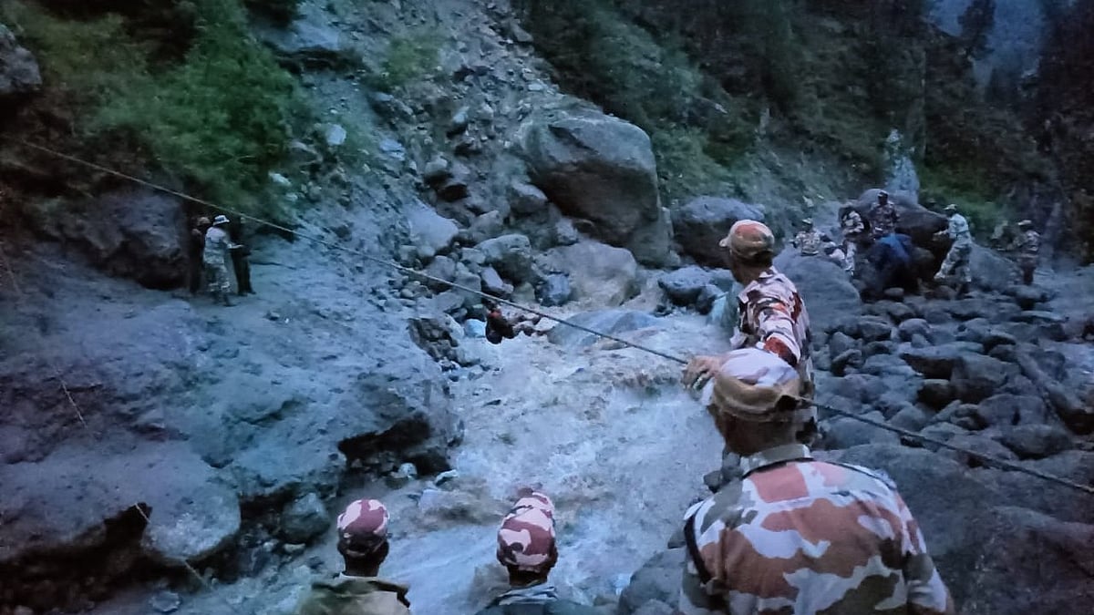 ಹಿಮಾಚಲ | ಭಾರಿ ಮಳೆ:  ಕಿನ್ನೌರ್‌ ಕೈಲಾಸ ಯಾತ್ರೆ ಸ್ಥಗಿತ; 413 ಯಾತ್ರಿಕರ ರಕ್ಷಣೆ