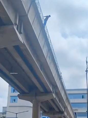 ಮೆಟ್ರೊ ವಯಾಡಕ್ಟ್‌ನಿಂದ ಜಿಗಿದು ಯುವಕ ಆತ್ಮಹತ್ಯೆ!