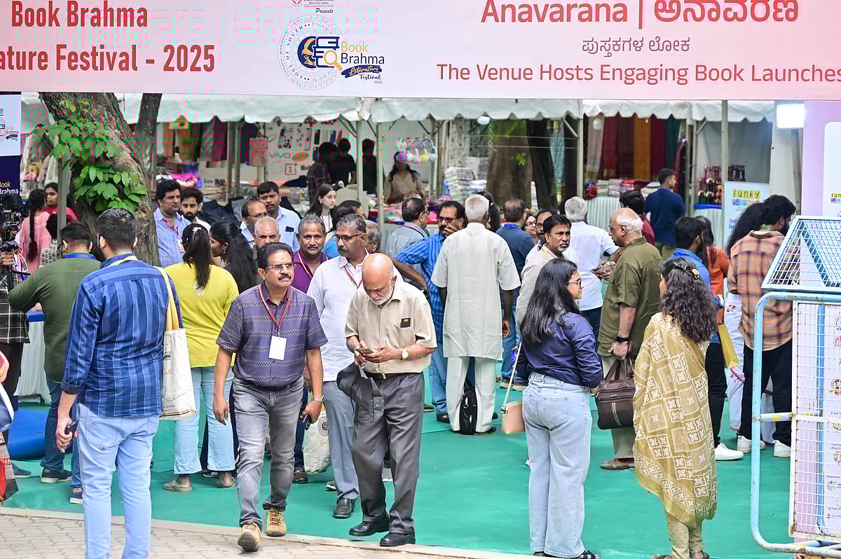 ‘ಬುಕ್ ಬ್ರಹ್ಮ’ ಸಾಹಿತ್ಯ ಉತ್ಸವಕ್ಕೆ ಚಾಲನೆ: ಭಾಷೆಗಳ ಬೆಸುಗೆಗೆ ಸಾಹಿತ್ಯದ ಬಂಧ 