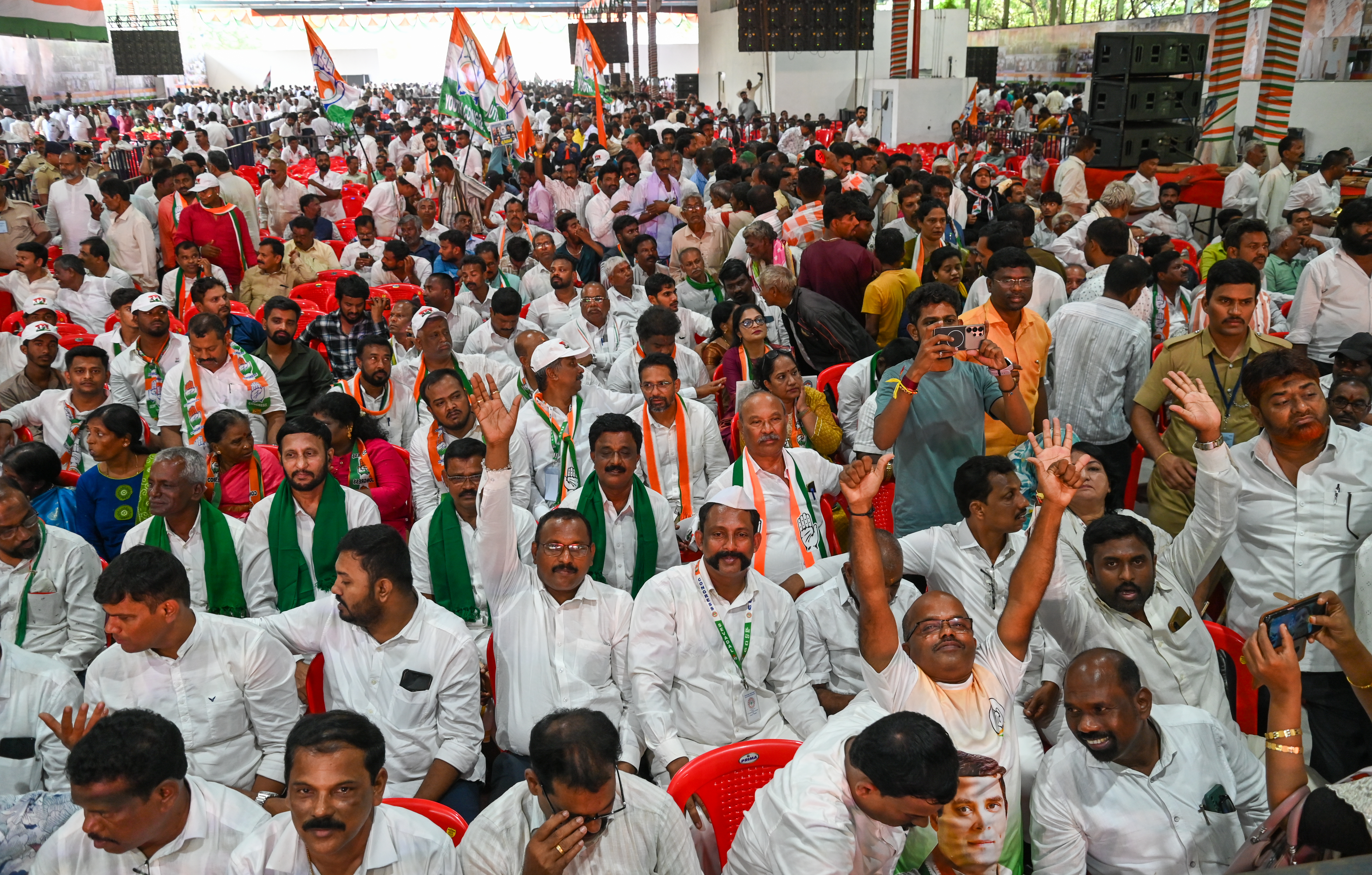  ಪಕ್ಷದ ಕಾರ್ಯಕರ್ತರು ಪಾಲ್ಗೊಂಡಿದ್ದರು ಪ್ರಜಾವಾಣಿ ಚಿತ್ರ: ಎಂ. ಎಸ್. ಮಂಜುನಾಥ್