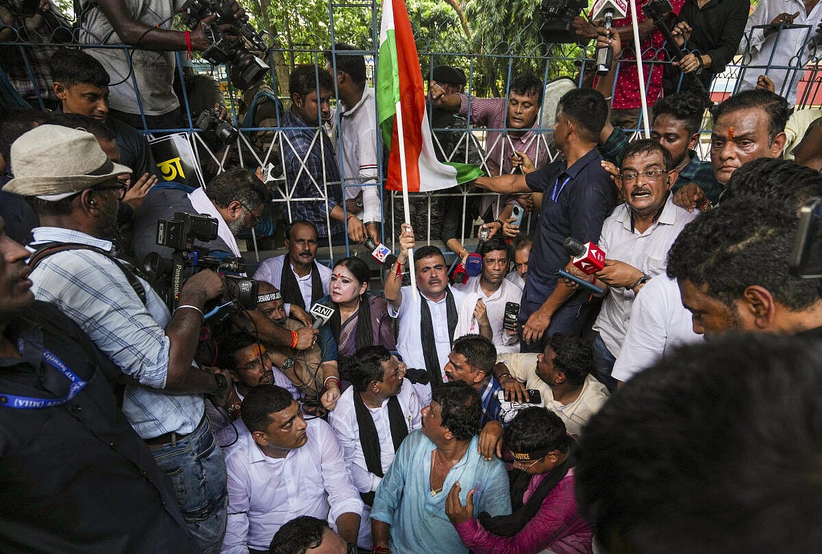 ಆರ್‌.ಜಿ ಕರ್ ಪ್ರಕರಣಕ್ಕೆ ಒಂದು ವರ್ಷ: ಸಂತ್ರಸ್ತೆ ಪೋಷಕರ ಮೇಲೆ ಪೊಲೀಸರಿಂದ ಹಲ್ಲೆ