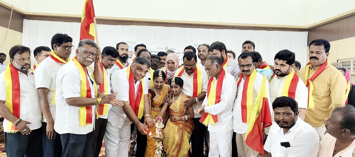 ಹಾವೇರಿ: ‘ವಿ.ಕೃ.ಗೋಕಾಕರ ಪರಿಚಯ ತಿಳಿಸುವ ಕೆಲಸವಾಗಲಿ’