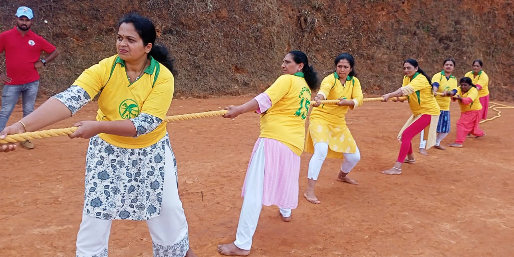 ಹಗ್ಗಜಗ್ಗಾಟ ಸ್ಪರ್ಧೆಯ ದೃಶ್ಯ