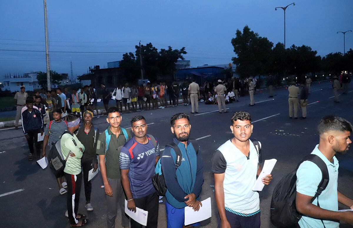 ರಾಯಚೂರು | ಅಗ್ನಿಪಥ ಸೇನಾ ಭರ್ತಿ ರ್‍ಯಾಲಿ: 2ನೇ ದಿನ 860 ಅಭ್ಯರ್ಥಿಗಳು ಹಾಜರು