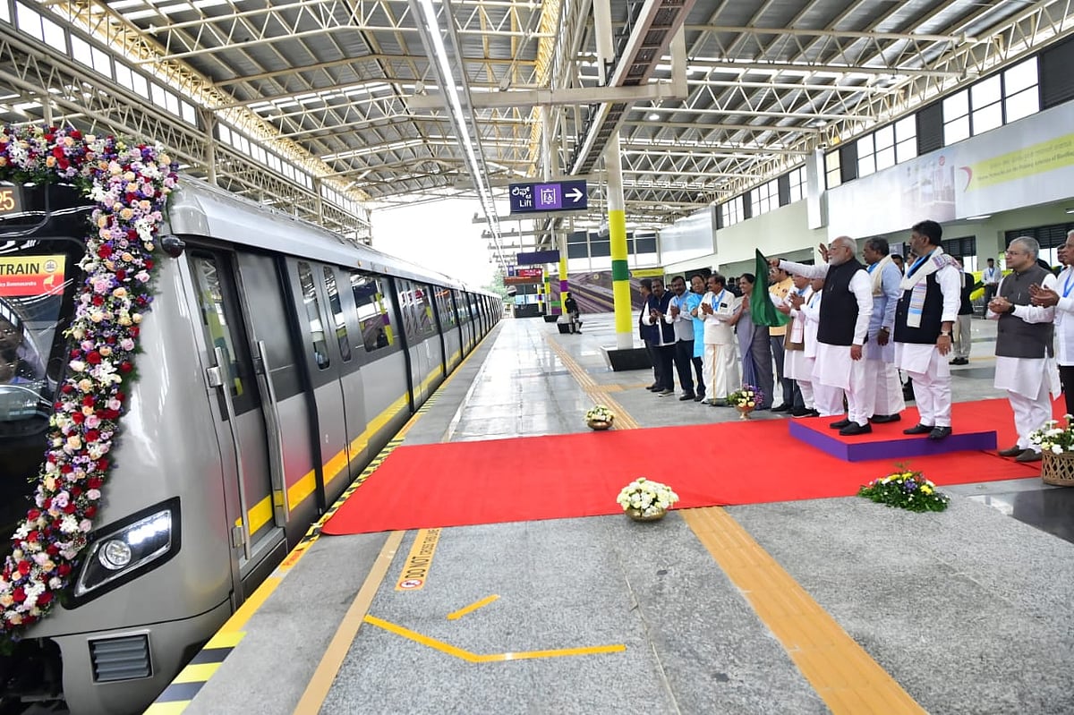 ದೇಶದ ಮಾಹಿತಿ ತಂತ್ರಜ್ಞಾನ, ರಕ್ಷಣಾ ಕ್ಷೇತ್ರಕ್ಕೆ ಬೆಂಗಳೂರಿನ ಕೊಡುಗೆ ಅಪಾರ: ಮೋದಿ