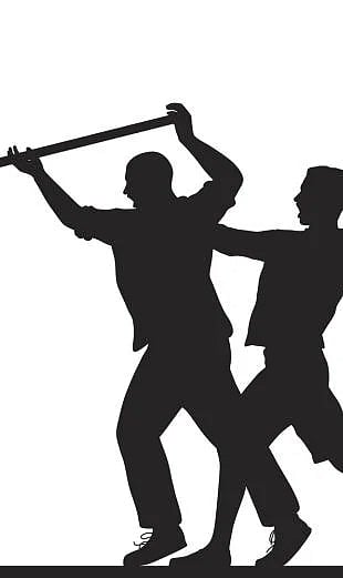 ಬೆಳಗಾವಿ | ವಿದ್ಯಾರ್ಥಿನಿಯರಿಗೆ ಕಿರುಕುಳ: ಮುಖ್ಯ ಶಿಕ್ಷಕನಿಗೆ ಥಳಿತ