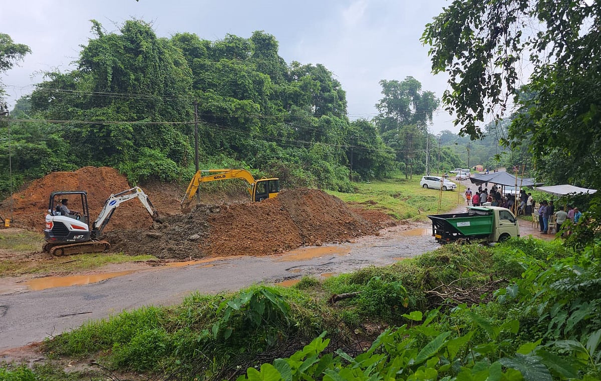 ಧರ್ಮಸ್ಥಳ ಪ್ರಕರಣ | ಮೃತದೇಹದ ಅವಶೇಷ ಶೋಧ: 16 ಅಡಿ ಆಳ ಅಗೆದರೂ ಸಿಗದ ಕುರುಹು