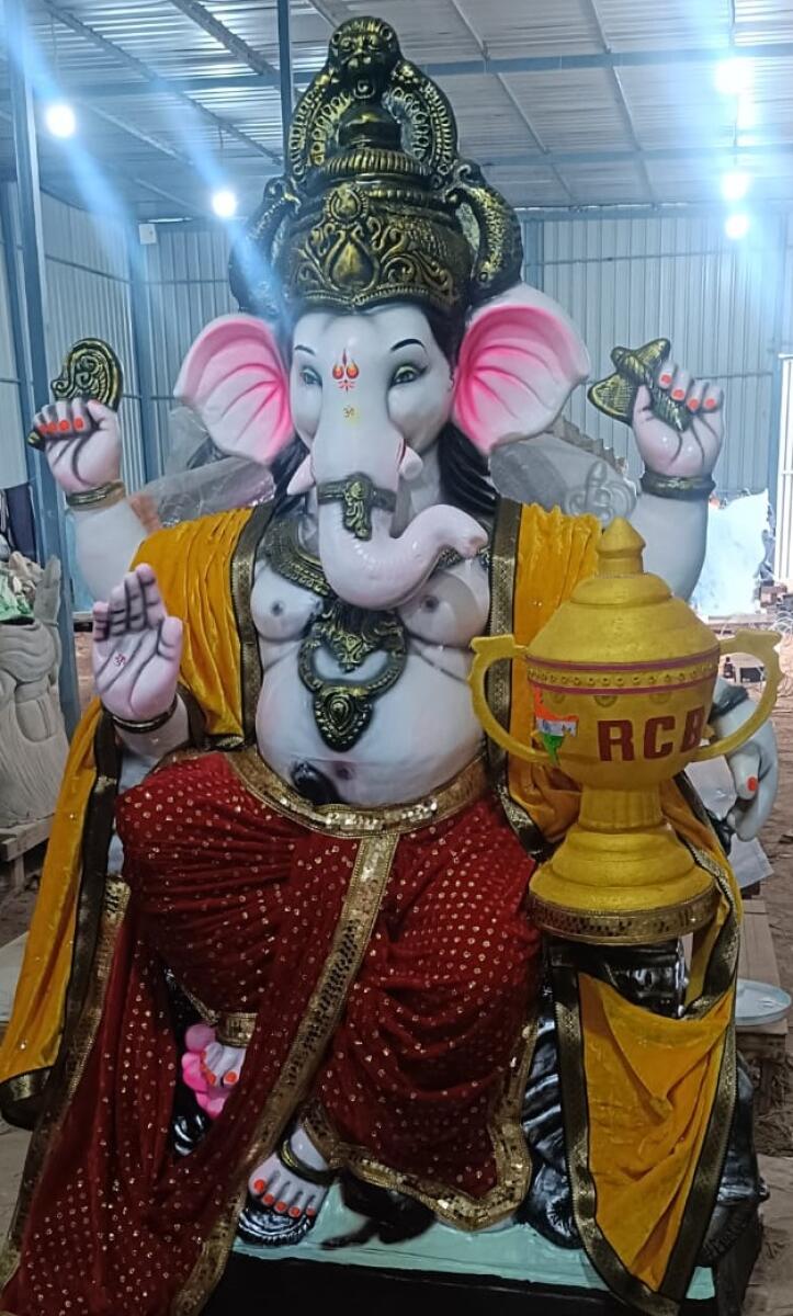 ಆರ್‌ಸಿಬಿ ಕಪ್ ಹಿಡಿದ ಗಣಪ 