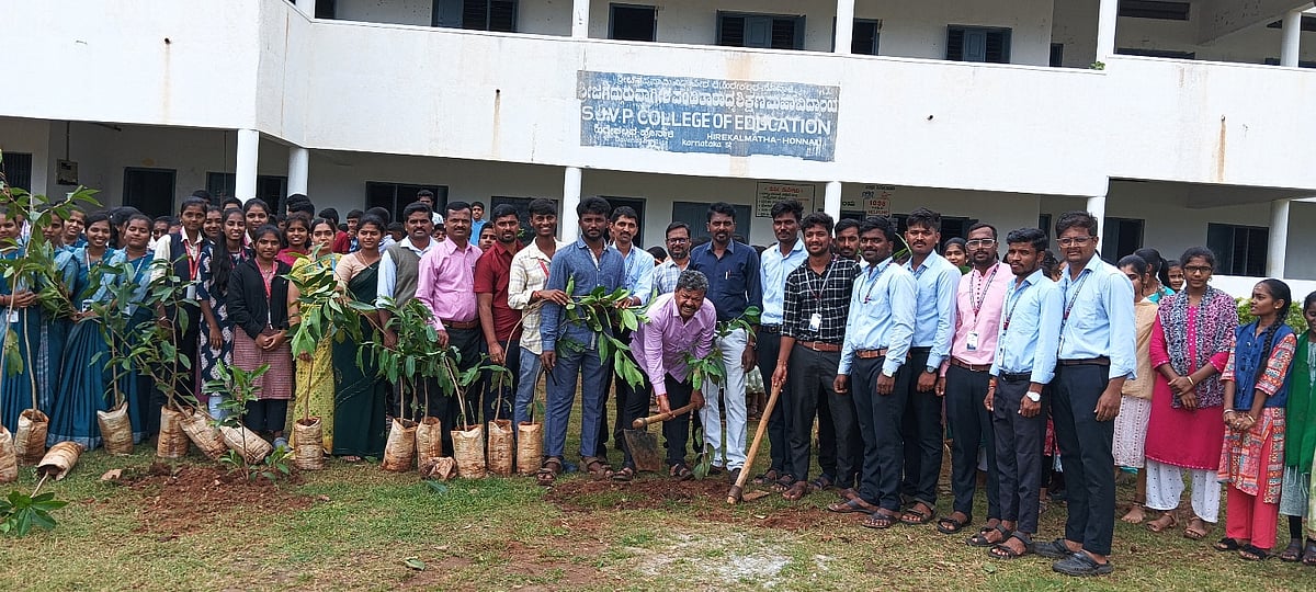 ಪ್ರಧಾನಿ ಕರೆ ಮೇರೆಗೆ ವನಮಹೋತ್ಸವ: ರೇಣುಕಾಚಾರ್ಯ 