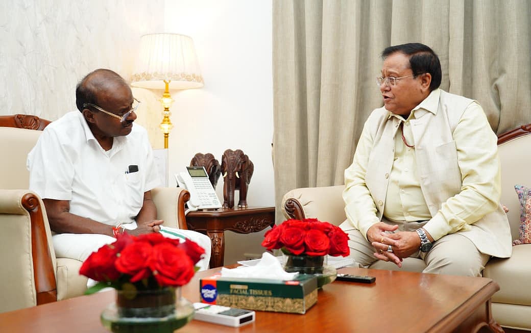 HMT ಪುನಶ್ಚೇತನಕ್ಕೆ ಕೇಂದ್ರ ಚಿಂತನೆ: ಸಾರಸ್ವತ್‌ ಜತೆಗೆ ಕುಮಾರಸ್ವಾಮಿ ಚರ್ಚೆ