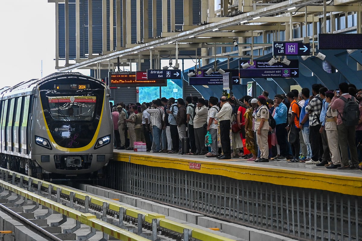 Bengaluru Namma Metro: ಮೆಟ್ರೊ ಹಳದಿ ಮಾರ್ಗದ ರೈಲಿನಲ್ಲಿ ತಾಂತ್ರಿಕ ಸಮಸ್ಯೆ 