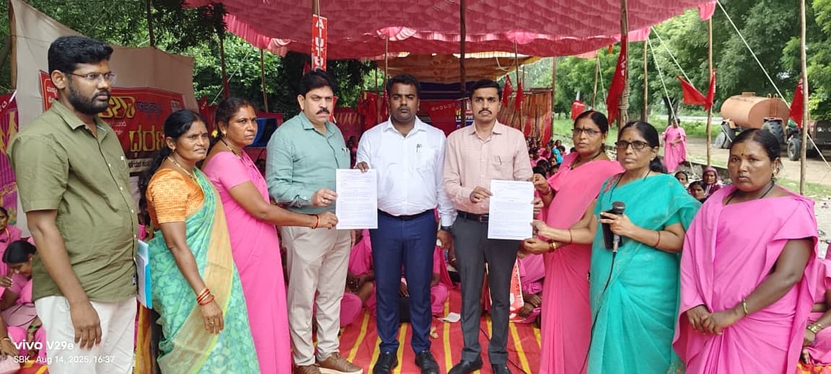 ಯಾದಗಿರಿ: ಆಶಾ ಕಾರ್ಯಕರ್ತೆಯರ ಅಹೋರಾತ್ರಿ ಧರಣಿ ಅಂತ್ಯ