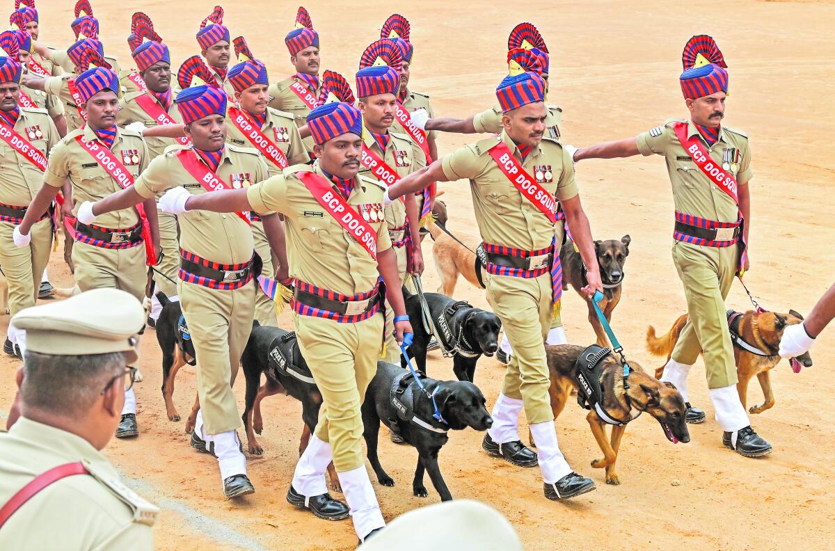 ಪೊಲೀಸ್ ಶ್ವಾನ ದಳ ಪಥಸಂಚಲನ