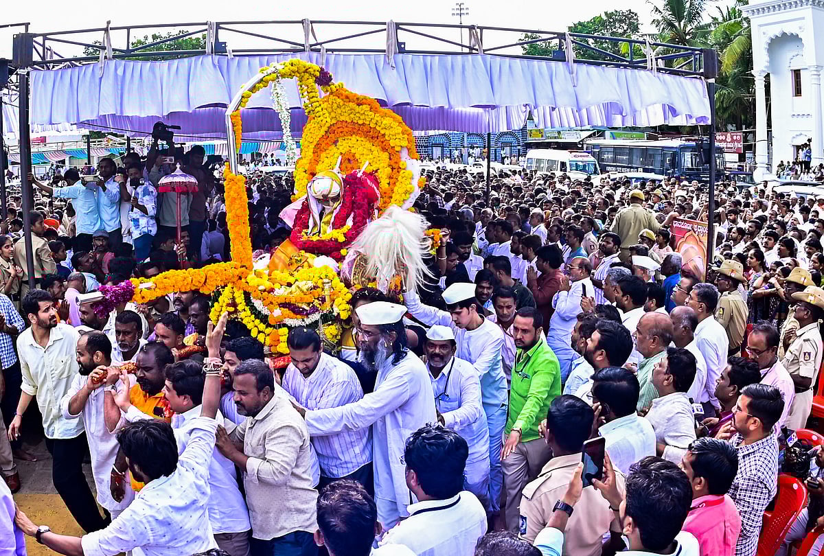 Sharanabasappa Appa: ‘ಜ್ಞಾನ ದಾಸೋಹಿ’ ವಿಭೂತಿಯಲ್ಲಿ ಲೀನ 