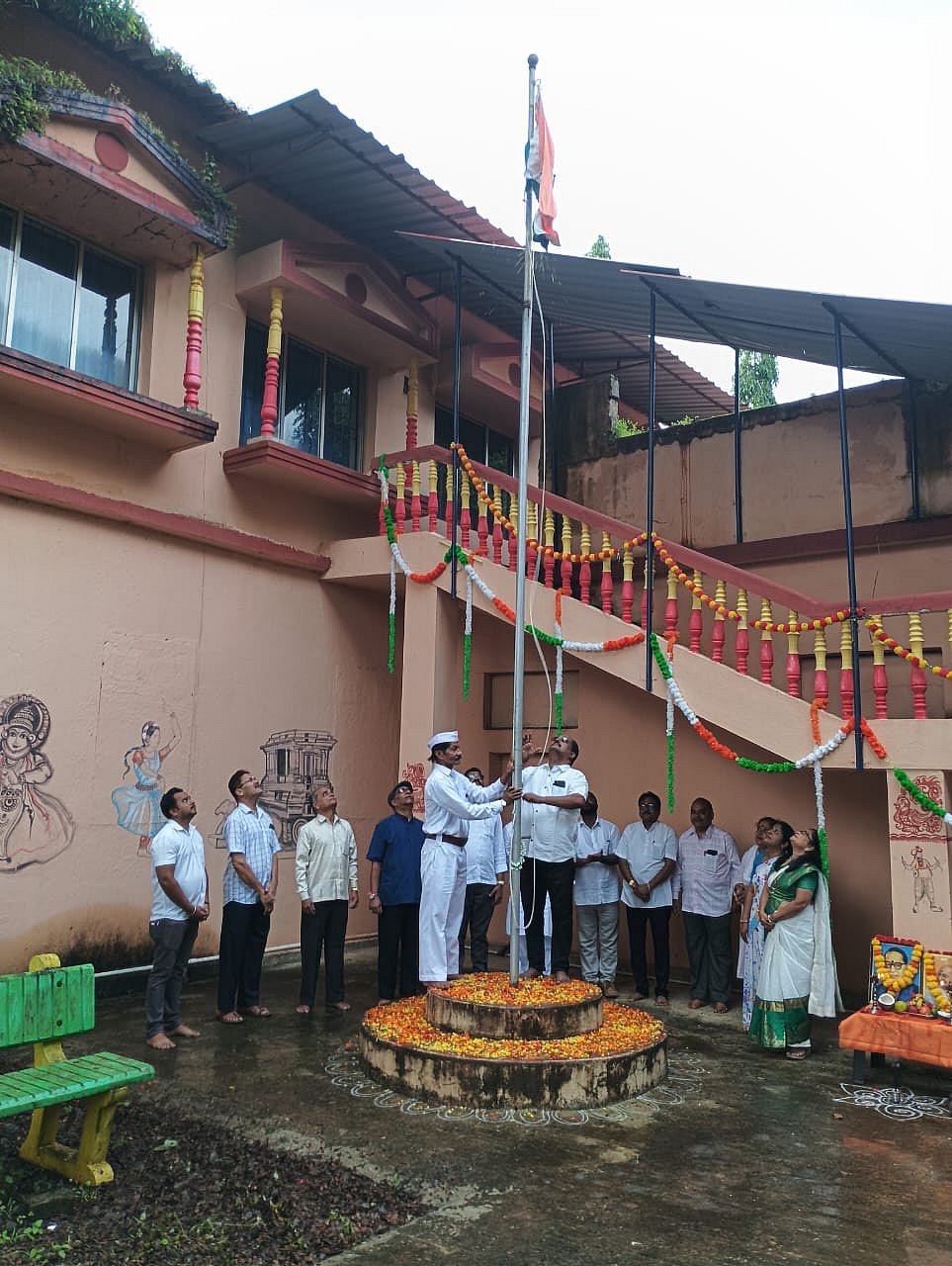 ದಾಂಡೇಲಿ | ವಿವಿಧೆಡೆ ಸಂಭ್ರಮದ ಸ್ವಾತಂತ್ರ್ಯೋತ್ಸವ