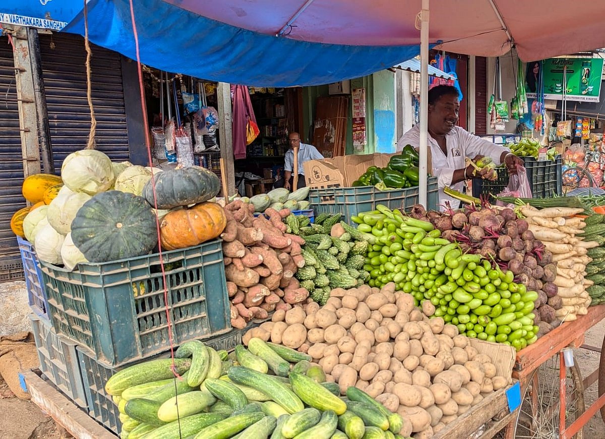 ತರಕಾರಿ, ಸೊಪ್ಪು ಮತ್ತೆ ದುಬಾರಿ: ಕಡಿಮೆಯಾಗದ ಏಲಕ್ಕಿ ಬಾಳೆಹಣ್ಣು ಬೆಲೆ