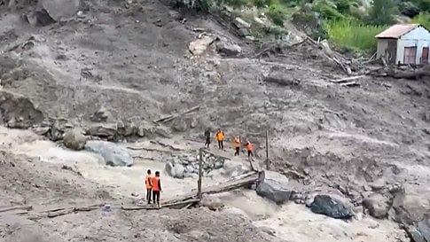 ಕಠುವಾದಲ್ಲಿ ಮೇಘಸ್ಫೋಟ, ಭೂಕುಸಿತ: 7 ಮಂದಿ ಸಾವು