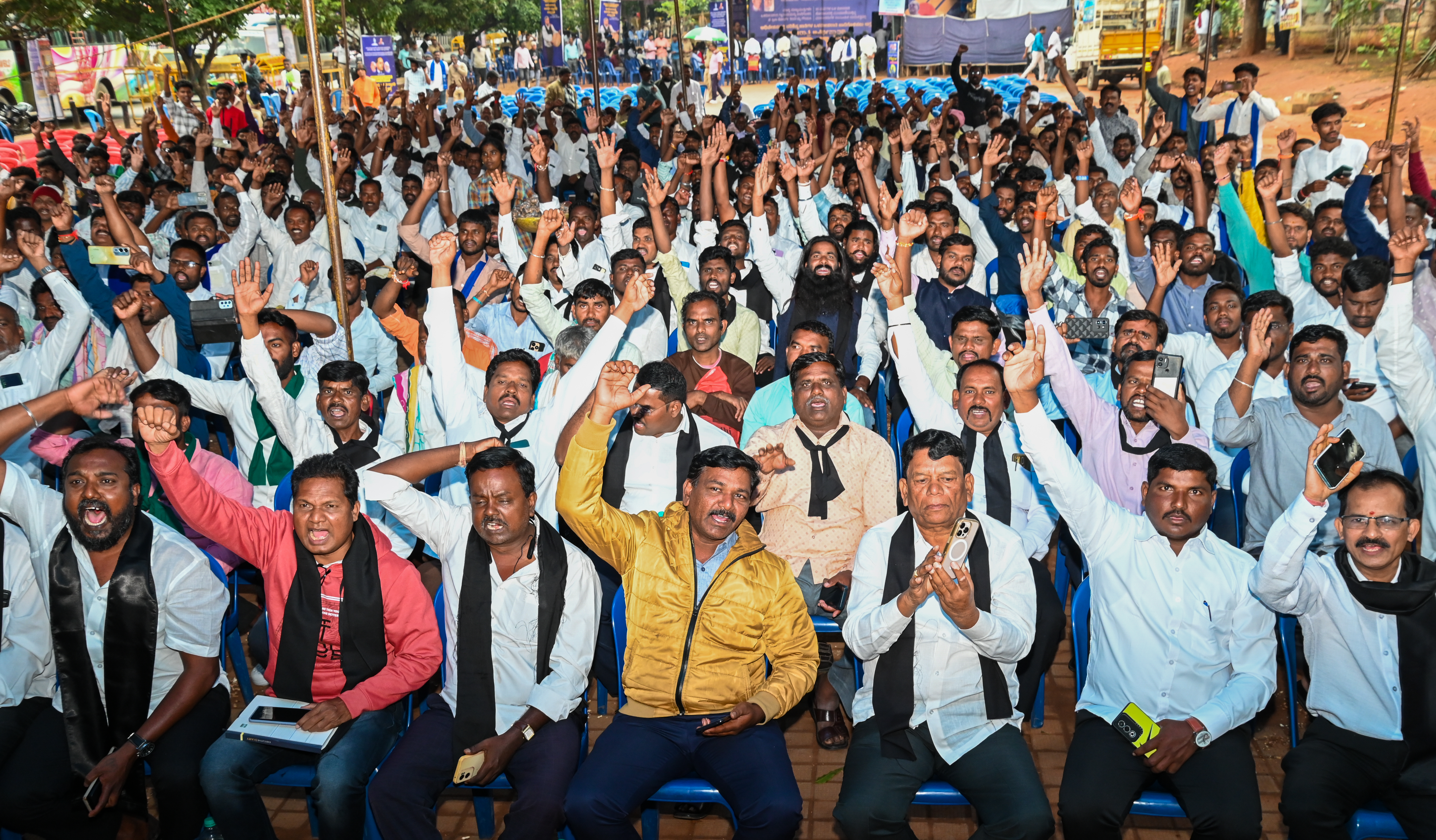 ಮಾದಿಗ ದಂಡೋರ ಸದಸ್ಯರು ಒಳ ಮೀಸಲಾತಿ ಜಾರಿಗೊಳಿಸಬೇಕೆಂದು ಒತ್ತಾಯಿಸಿ ನಗರದ ಸ್ವಾತಂತ್ರ್ಯ ಉದ್ಯಾನದಲ್ಲಿ ಪ್ರತಿಭಟನೆ ನಡೆಸಿದರು
– ಪ್ರಜಾವಾಣಿ ಚಿತ್ರ
