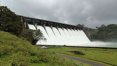 ಕಾರ್ಗಲ್ ನ ಲಿಂಗನಮಕ್ಕಿ ಅಣೆಕಟ್ಟೆಯಿಂದ ಶರಾವತಿ ನದಿಗೆ ಮಂಗಳವಾರ 15 ಸಾವಿರ ಕ್ಯುಸೆಕ್ ನೀರು 