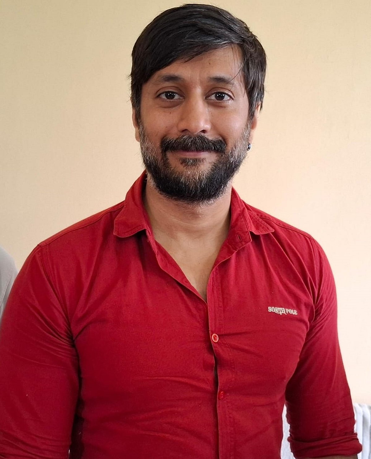 ರಾಜ್ಯಕ್ಕೆ ಪರ್ಯಾಯ ಪಕ್ಷದ ಅಗತ್ಯ: ನಟ ಚೇತನ್