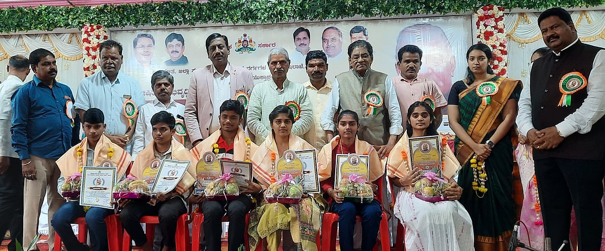 ಜಾತಿ ಬೆಂಬಲವಿಲ್ಲದೇ ಬೆಳೆದವರು ಅರಸು: ನಾಗರಾಜ ದ್ಯಾಮನಕೊಪ್ಪ