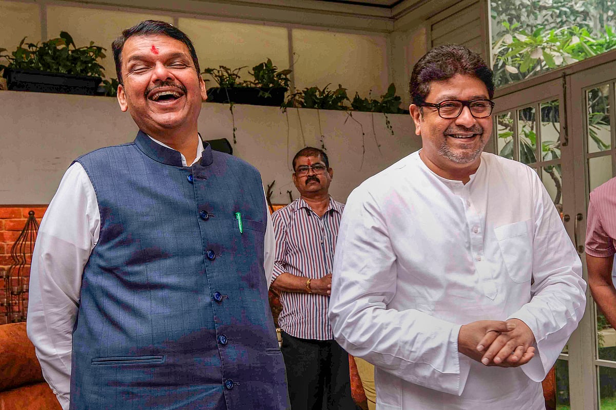 ಫಡಣವೀಸ್‌ ಭೇಟಿಯಾದ ರಾಜ್‌ ಠಾಕ್ರೆ: ‘ಮಹಾ’ ರಾಜಕೀಯದಲ್ಲಿ ಚರ್ಚೆ