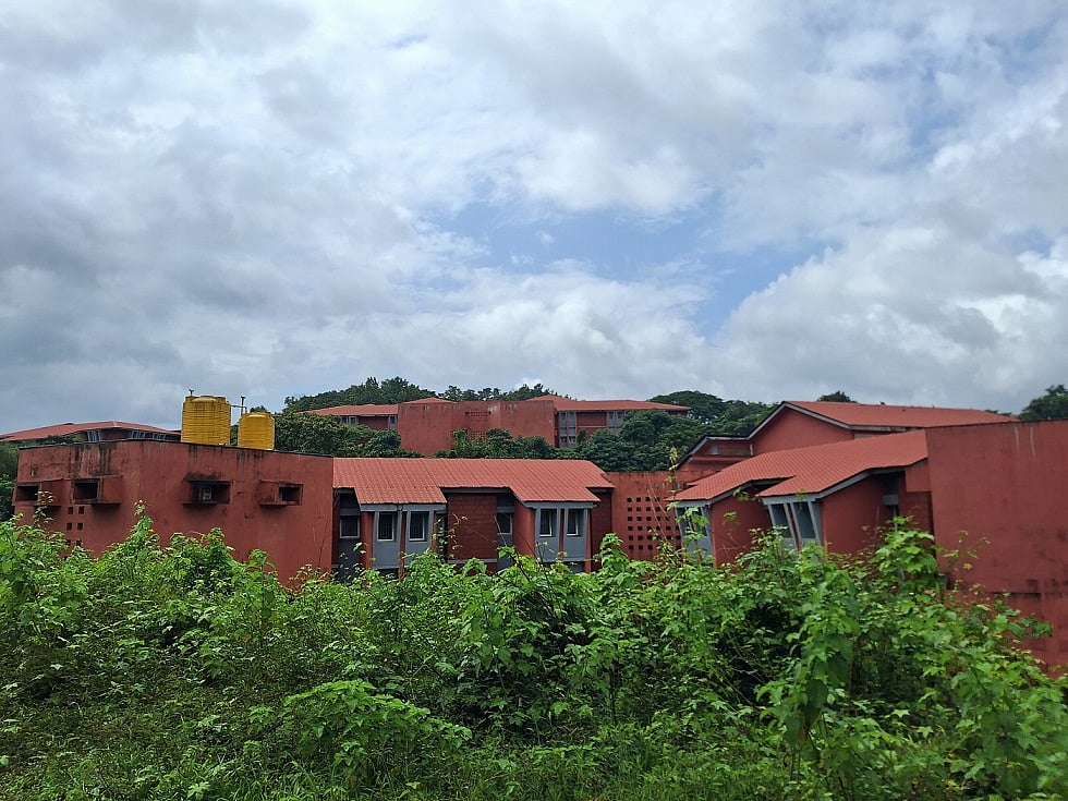 ಪುತ್ತೂರು ಪಶುವೈದ್ಯಕೀಯ ಕಾಲೇಜು: ಆರಂಭಕ್ಕೂ ಮುನ್ನವೇ ಸೋರುತ್ತಿದೆ ಕಟ್ಟಡ