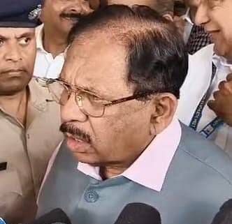 ಧರ್ಮಸ್ಥಳ | ಸಾಕ್ಷಿ ದೂರುದಾರನ ಬಂಧನ: ಮುಂದಿನ ಕ್ರಮ SIT ನಿರ್ಧರಿಸಲಿದೆ-ಪರಮೇಶ್ವರ