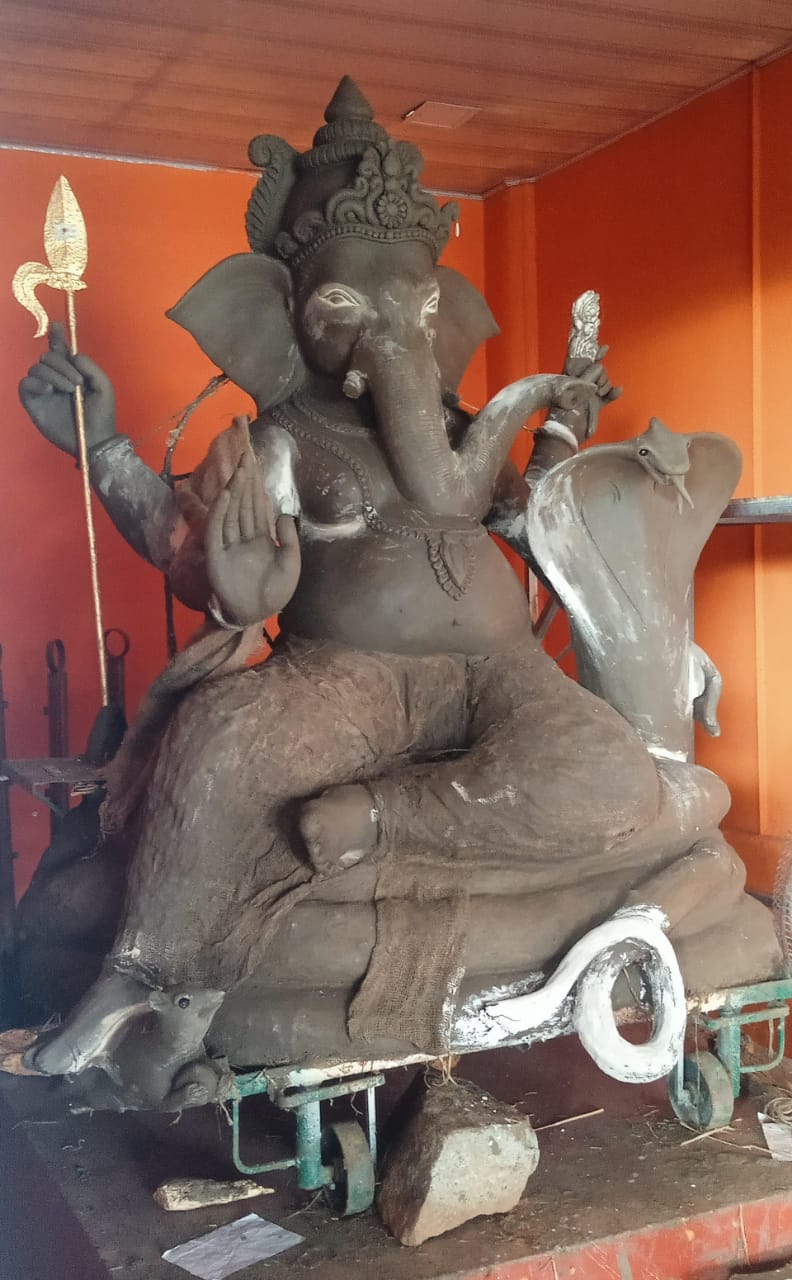ಕೊಪ್ಪದ ಪೌರ ಗಣೇಶೋತ್ಸವ ಸಮಿತಿ 51ನೇ ವರ್ಷದಲ್ಲಿ ಪ್ರತಿಷ್ಠಾಪನೆಗೆ ಸಿದ್ದತೆ ಹಂತದಲ್ಲಿರುವ ಸರ್ಪವೇರಿ ಕುಳಿತ ಗಣೇಶ