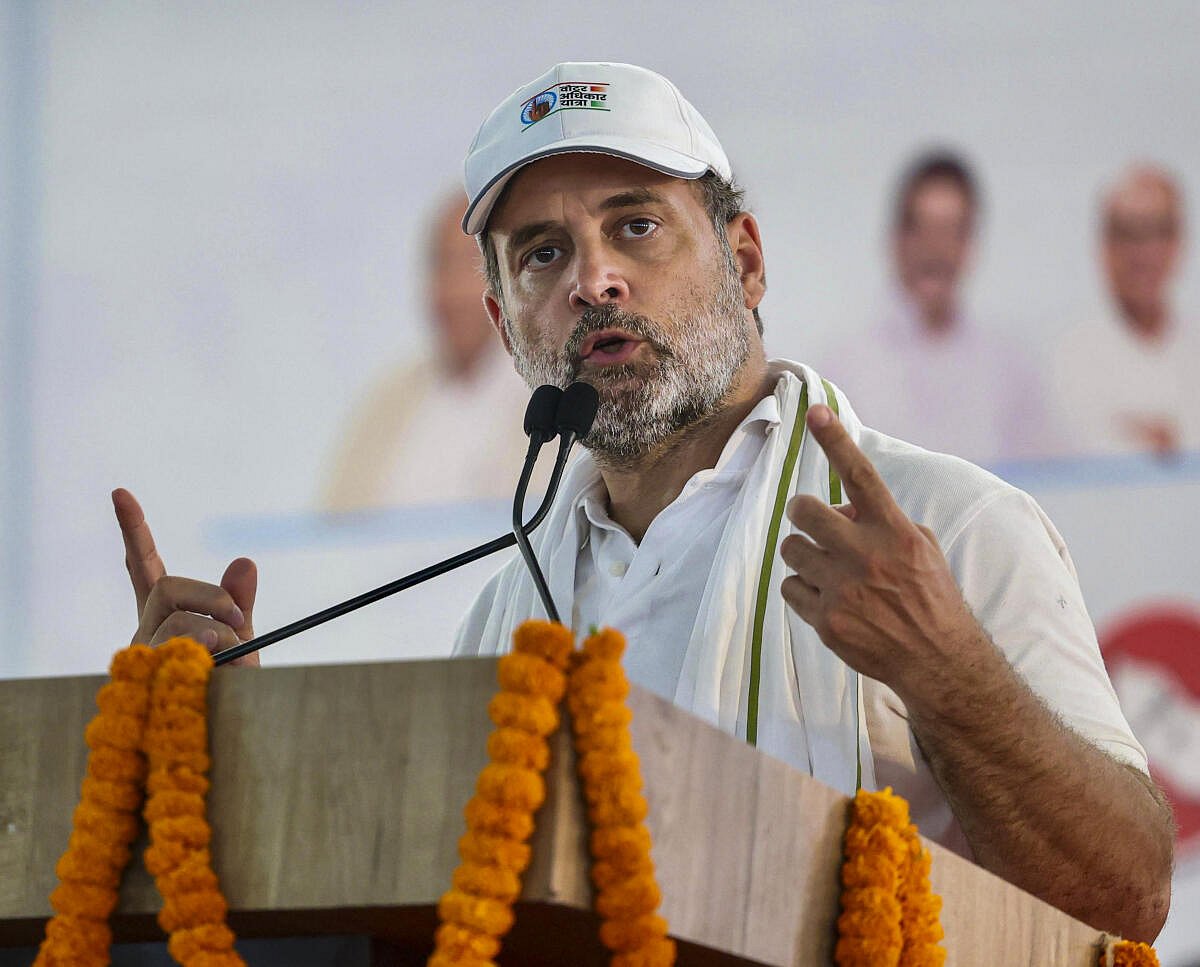 ಟ್ರಂಪ್ ಸೂಚನೆಯ 5 ತಾಸಿನೊಳಗೆ ಪಾಕ್ ವಿರುದ್ಧ ಯುದ್ಧ ನಿಲ್ಲಿಸಿದ ಮೋದಿ: ರಾಹುಲ್