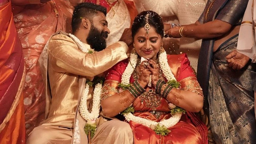 ರೋಷನ್‌ ಜತೆಗೆ ದಾಂಪತ್ಯ ಜೀವನಕ್ಕೆ ಕಾಲಿಟ್ಟ ನಿರೂಪಕಿ ಅನುಶ್ರೀ