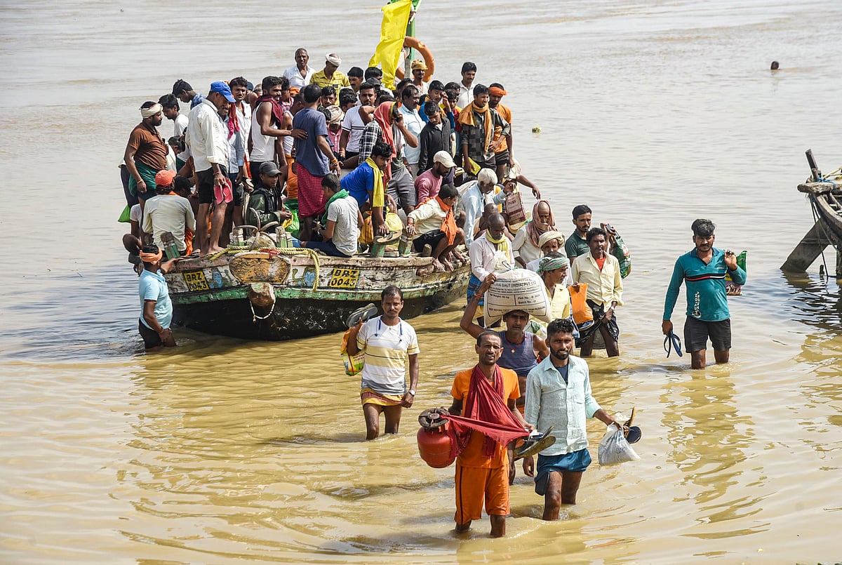ಮಹಾರಾಷ್ಟ್ರ: ಮಳೆ ಅನಾಹುತಕ್ಕೆ 12 ಮಂದಿ ಸಾವು; ಹಲವು ರಾಜ್ಯಗಳಲ್ಲಿ ಮಳೆ ಅಬ್ಬರ