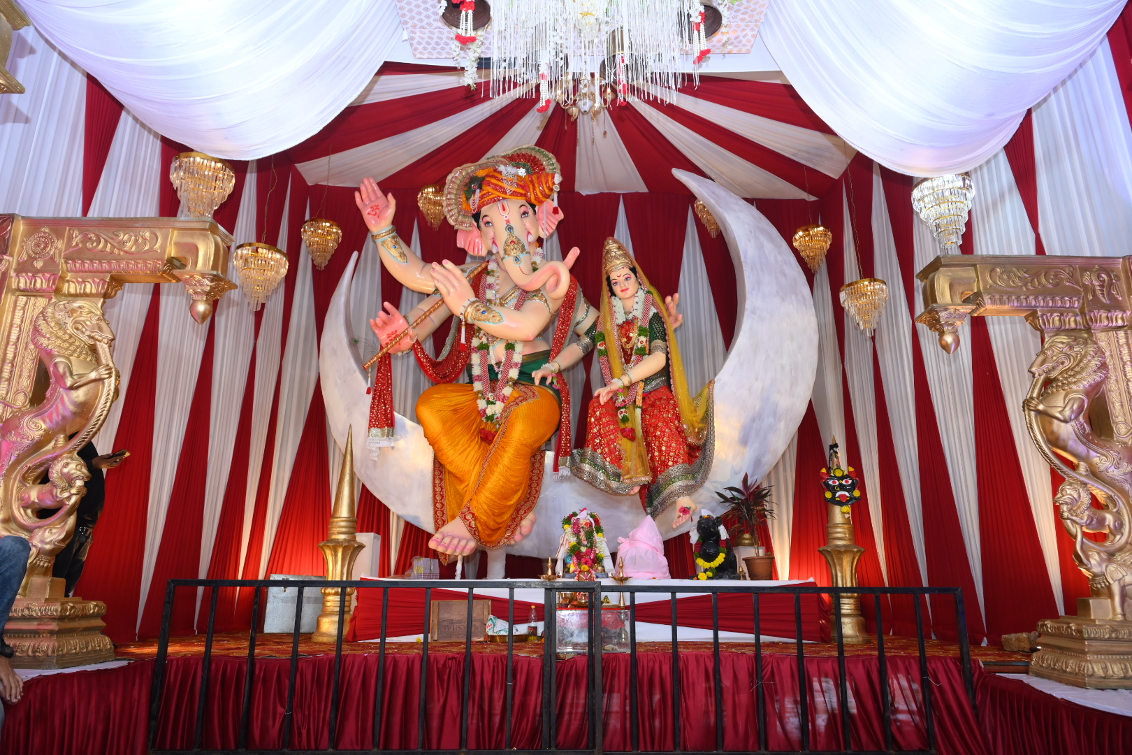 ಬೀದರ್‌ನ ಪ್ರತಾಪ್‌ ನಗರದ ಕೀರ್ತಿ ಗಣೇಶ್‌ ಮಂಡಳಿಯ ಬೆನಕ