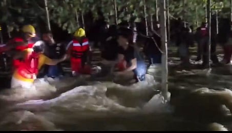 ಹಿಮಾಚಲ ಪ್ರದೇಶ | ಪ್ರವಾಹದಲ್ಲಿ ಸಿಲುಕಿದ 400ಕ್ಕೂ ಹೆಚ್ಚು ವಿದ್ಯಾರ್ಥಿಗಳು   