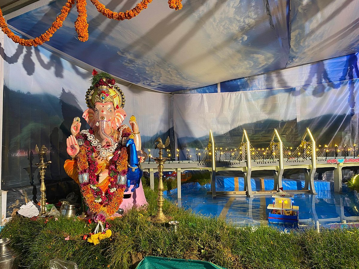 ಸಿಗಂದೂರು ಸೇತುವೆ ಮಾದರಿ ಗಣಪ ಮಂಟಪ
