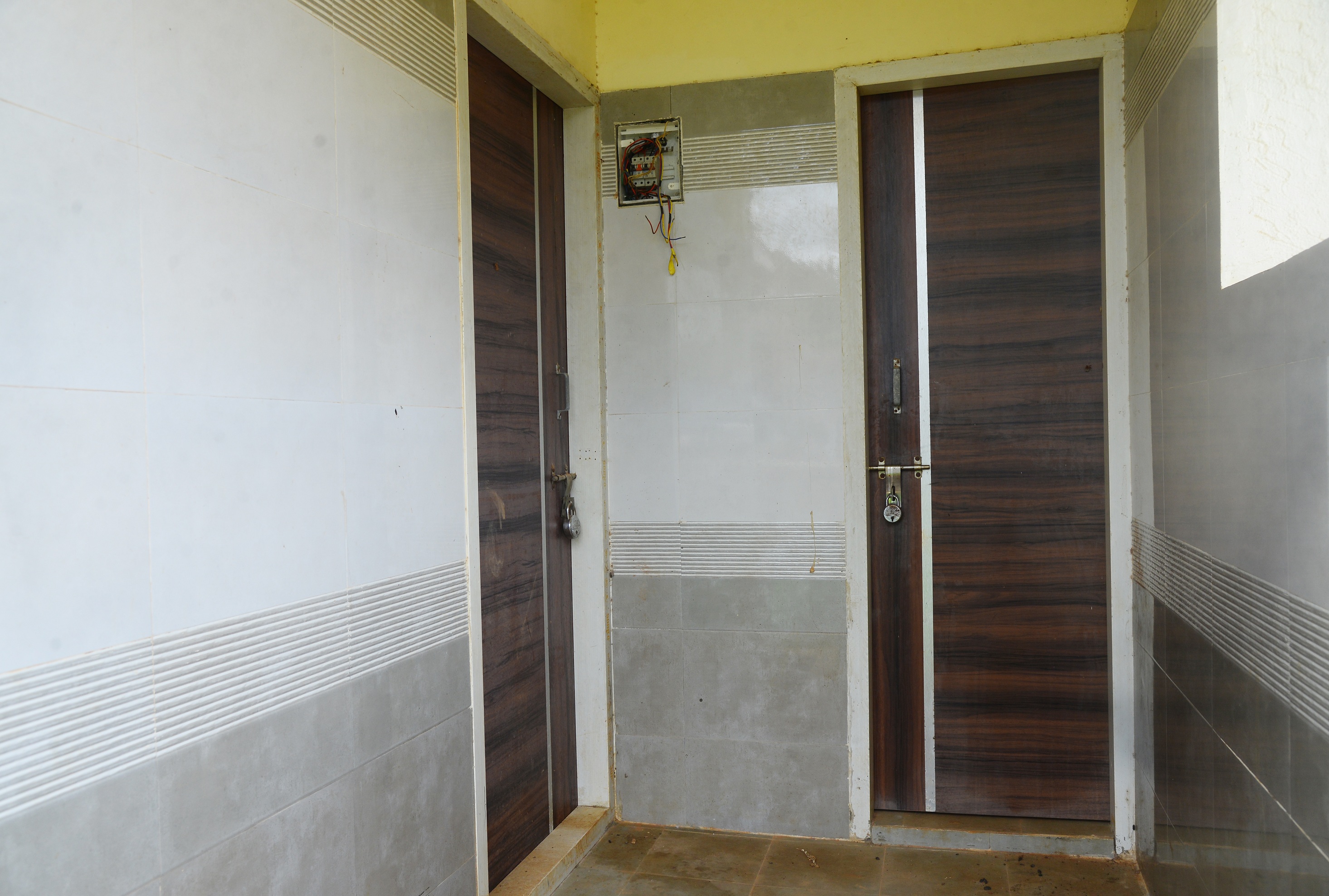 ತುಮಕೂರು ಜೂನಿಯರ್‌ ಕಾಲೇಜು ಮೈದಾನದ ಶೌಚಾಲಯ ಮುಚ್ಚಿರುವುದು
