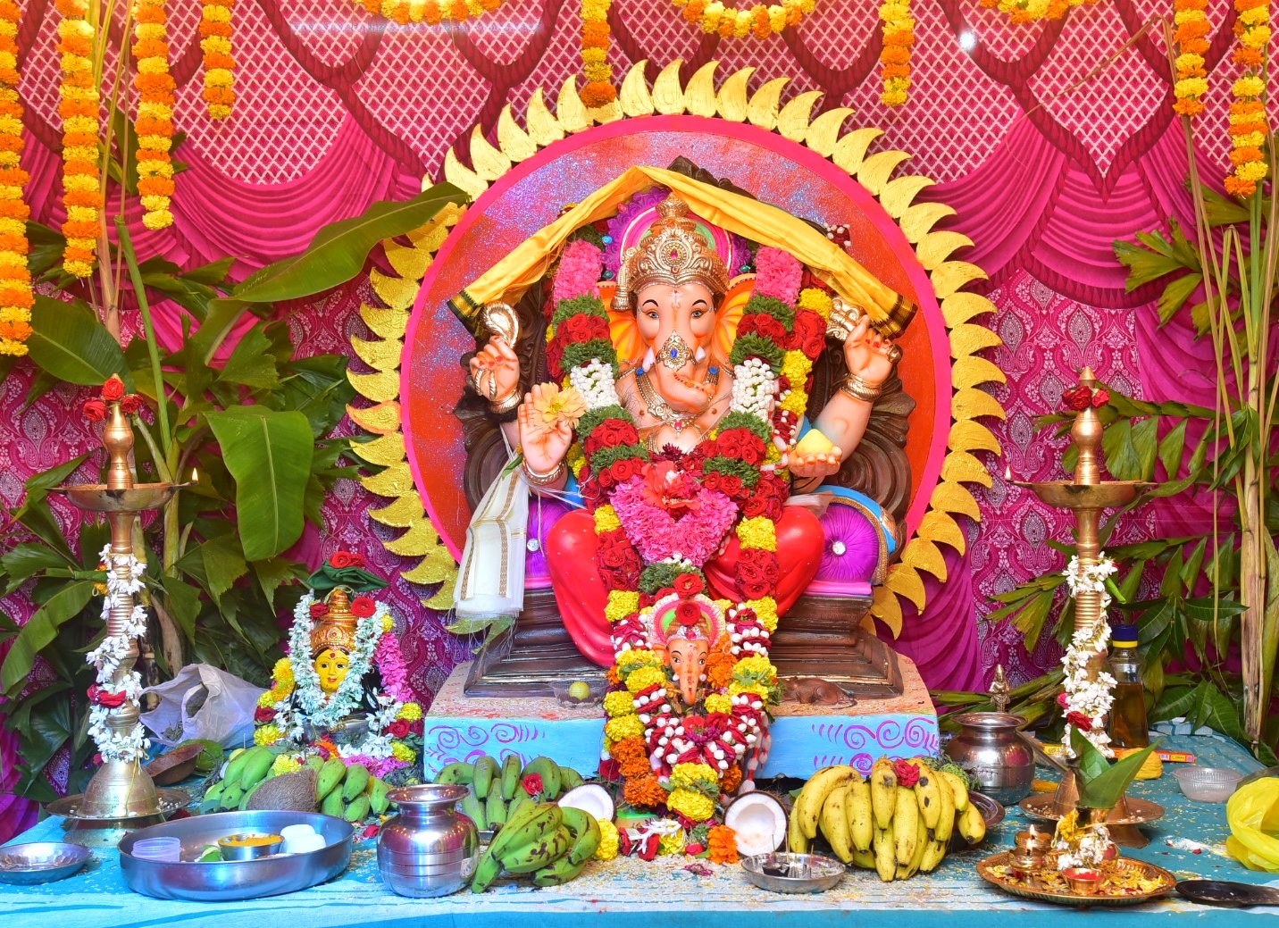 ಹಾವೇರಿಯ ಜಿಲ್ಲಾಸ್ಪತ್ರೆಯಲ್ಲಿ ಪ್ರತಿಷ್ಠಾಪಿಸಲಾದ ಗಣಪತಿ ಮೂರ್ತಿ