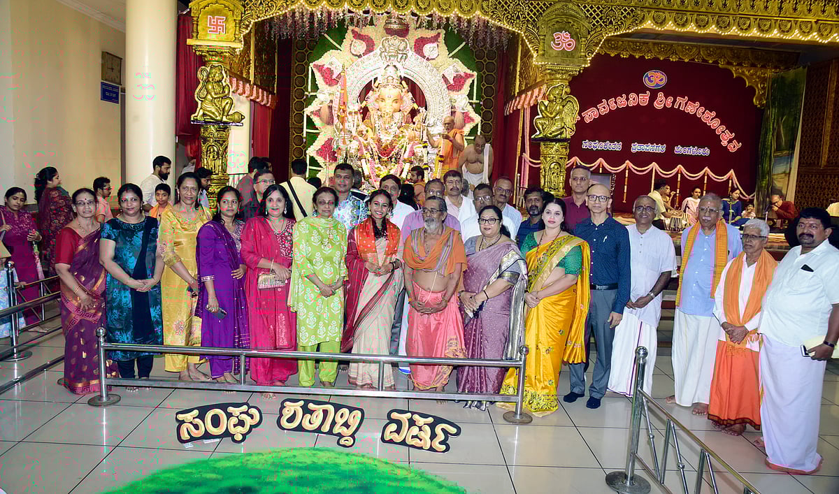 ಮಂಗಳೂರು: ಗಣೇಶೋತ್ಸವದಲ್ಲಿ ಪಾಲ್ಗೊಂಡ ಕ್ರೈಸ್ತರ ತಂಡ