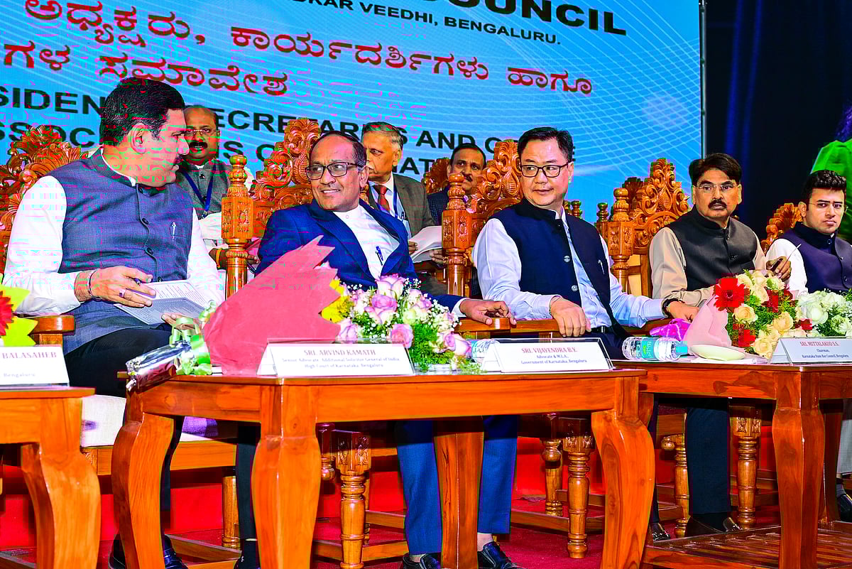 ನಿವೃತ್ತ ನ್ಯಾಯಮೂರ್ತಿಗಳಿಂದ ವೃತ್ತಿಧರ್ಮಕ್ಕೆ ಅಪಚಾರ:   ಕಿರಣ್‌ ರಿಜಿಜು 