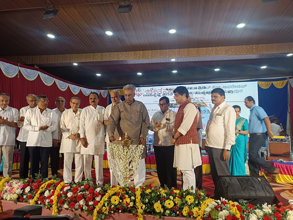 ಸಿದ್ಧಾಪುರ | ರಾಮಕೃಷ್ಣ ಹೆಗಡೆ ಮೌಲ್ಯಾಧಾರಿತ ರಾಜಕಾರಣಿ: ಬಸವರಾಜ ಹೊರಟ್ಟಿ 