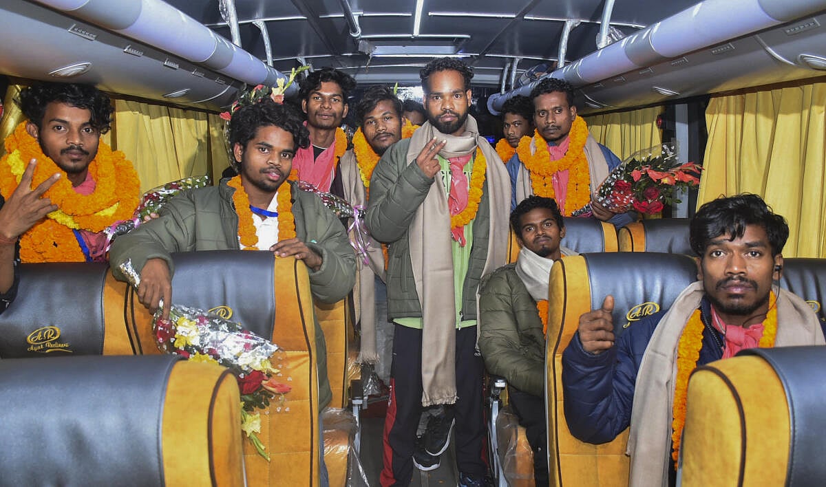 ಉತ್ತರಾಖಂಡ: ಸುರಂಗದಲ್ಲಿ ಸಿಲುಕಿದ್ದ 19 ಕಾರ್ಮಿಕರ ಪೈಕಿ 8 ಮಂದಿ ರಕ್ಷಣೆ