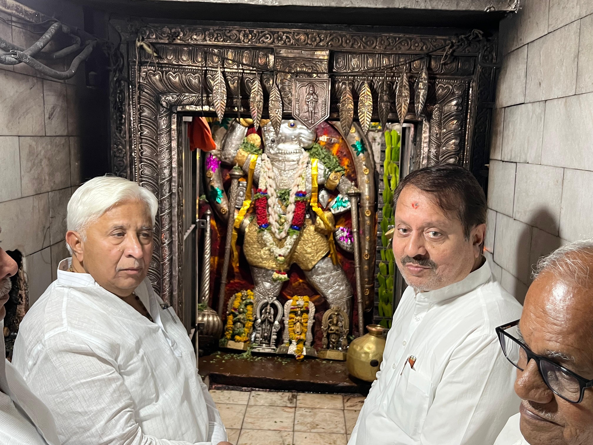 ಆಲಮಟ್ಟಿ ಸಮೀಪದ ಯಲಗೂರದಲ್ಲಿ ಅಮರಾವತಿ ಪವಮಾನ ಹೋಮದಲ್ಲಿ ಸಚಿವ ಎಚ್.ಕೆ. ಪಾಟೀಲ ಭಾಗಿಯಾಗಿ ಪೂಜೆ ಸಲ್ಲಿಸಿದರು. ಶಾಸಕ ಸಿ.ಎಸ್. ನಾಡಗೌಡ ಇದ್ದರು