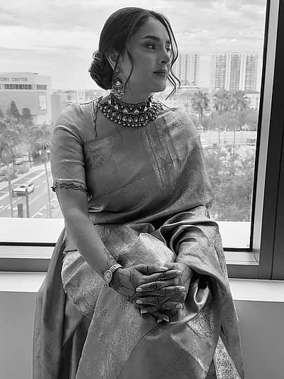 ಅಭಿ ಸಿನಿಮಾದಲ್ಲಿ ದಿವಗಂತ ನಟ ಪುನೀತ್‌ ರಾಜ್‌ ಕುಮಾರ್‌ ಅವರೊಂದಿಗೆ ಕಾಣಿಸಿಕೊಂಡಿದ್ದರು.